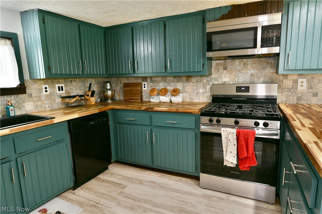 338 Calla Road E Poland OH 44514