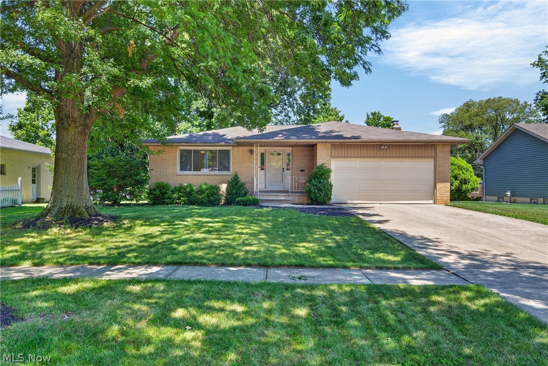 13700 Indian Creek Drive Middleburg Heights OH 44130
