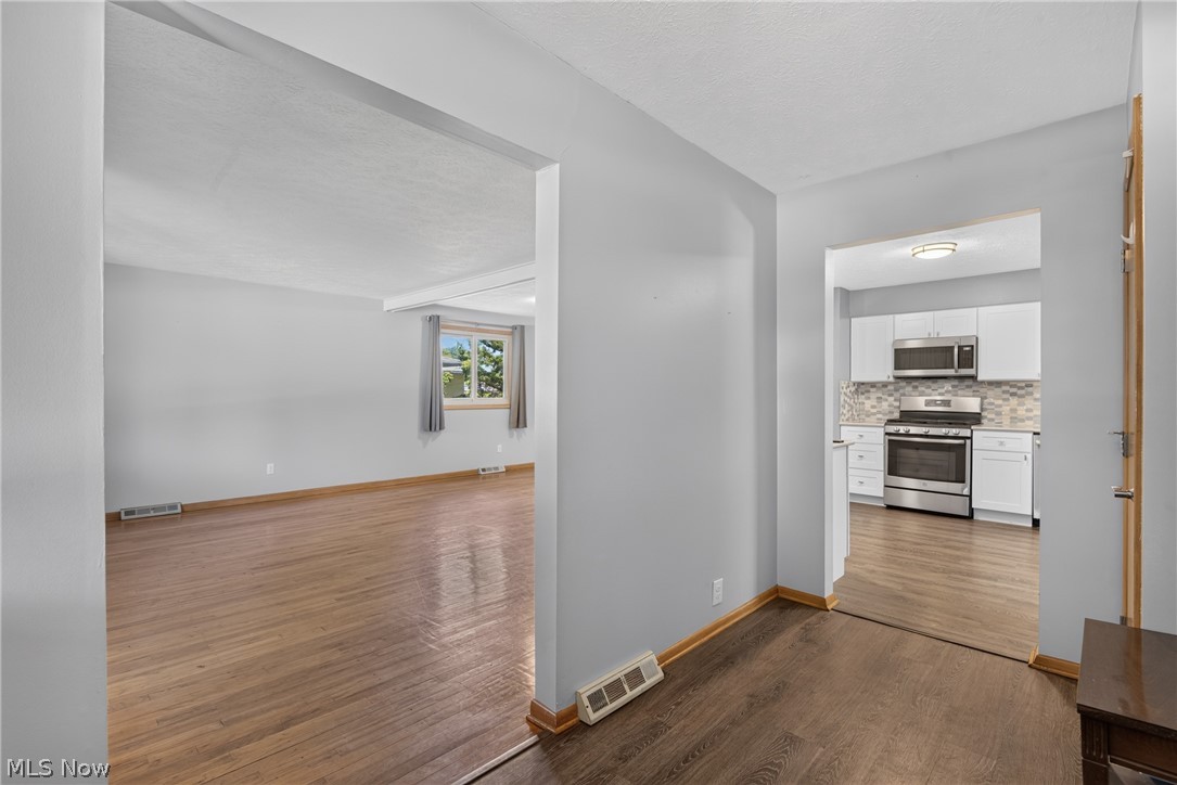 13700 Indian Creek Drive Middleburg Heights OH 44130