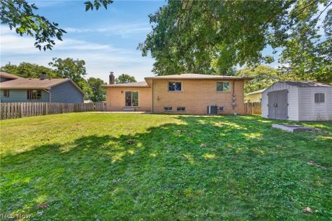 13700 Indian Creek Drive Middleburg Heights OH 44130