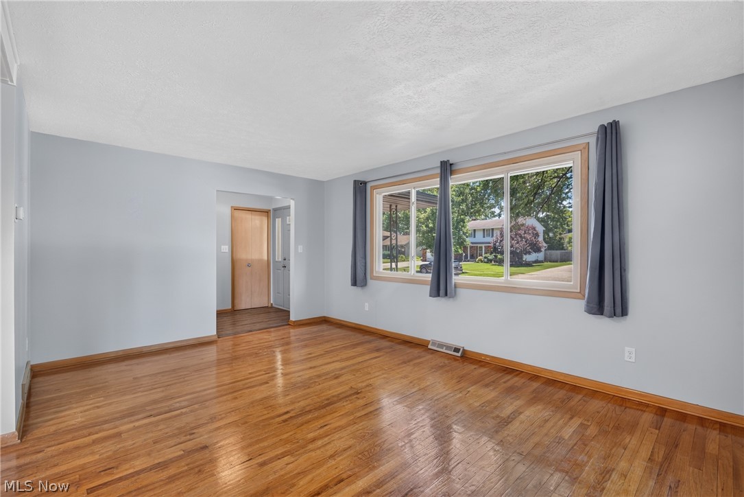 13700 Indian Creek Drive Middleburg Heights OH 44130