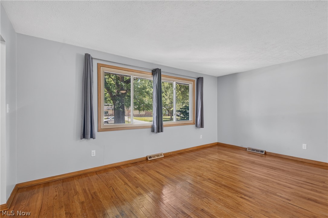 13700 Indian Creek Drive Middleburg Heights OH 44130