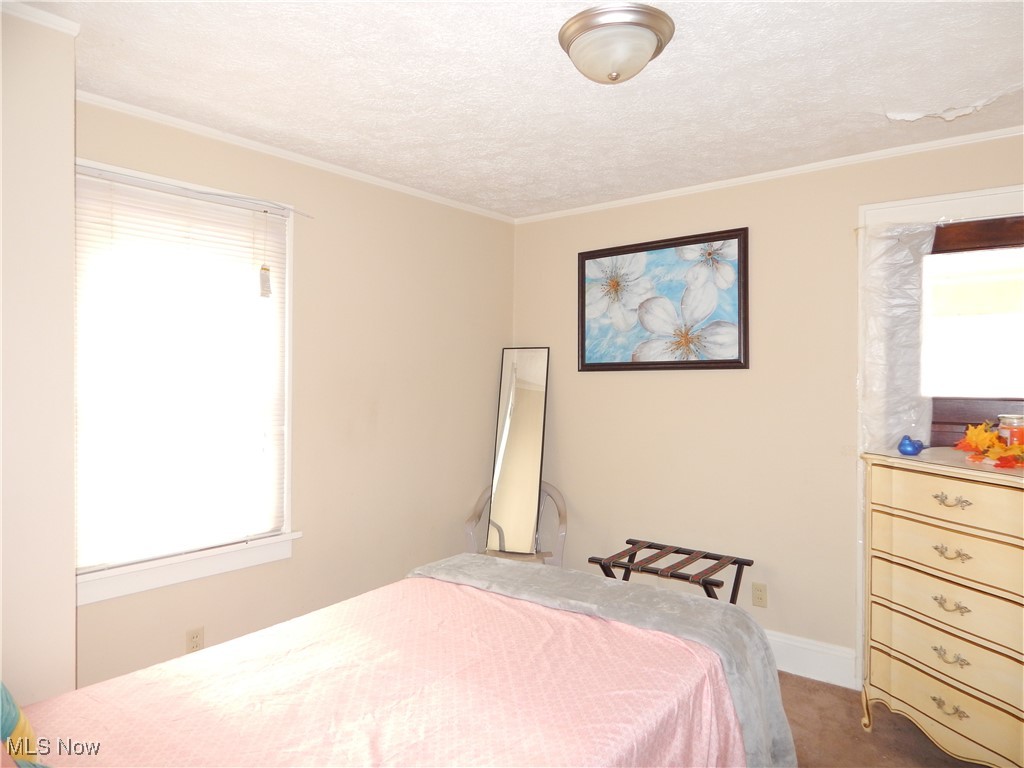 4690 E 90th Street Garfield Heights OH 44125