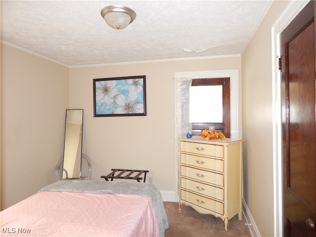 4690 E 90th Street Garfield Heights OH 44125