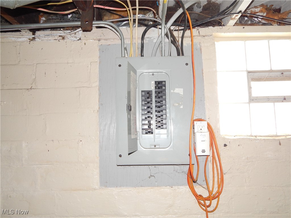 4690 E 90th Street Garfield Heights OH 44125