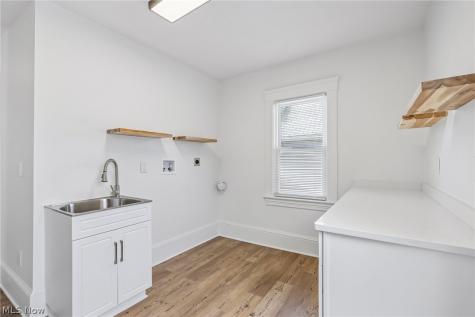 1461 Westwood Avenue Lakewood OH 44107