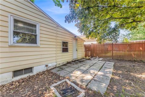 901 Jean Avenue Akron OH 44310