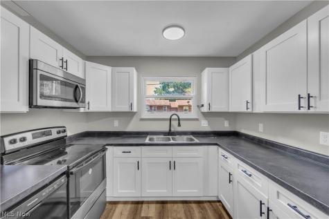 901 Jean Avenue Akron OH 44310