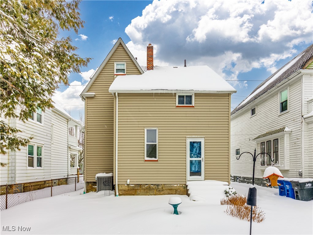 1196 Cranford Avenue Lakewood OH 44107