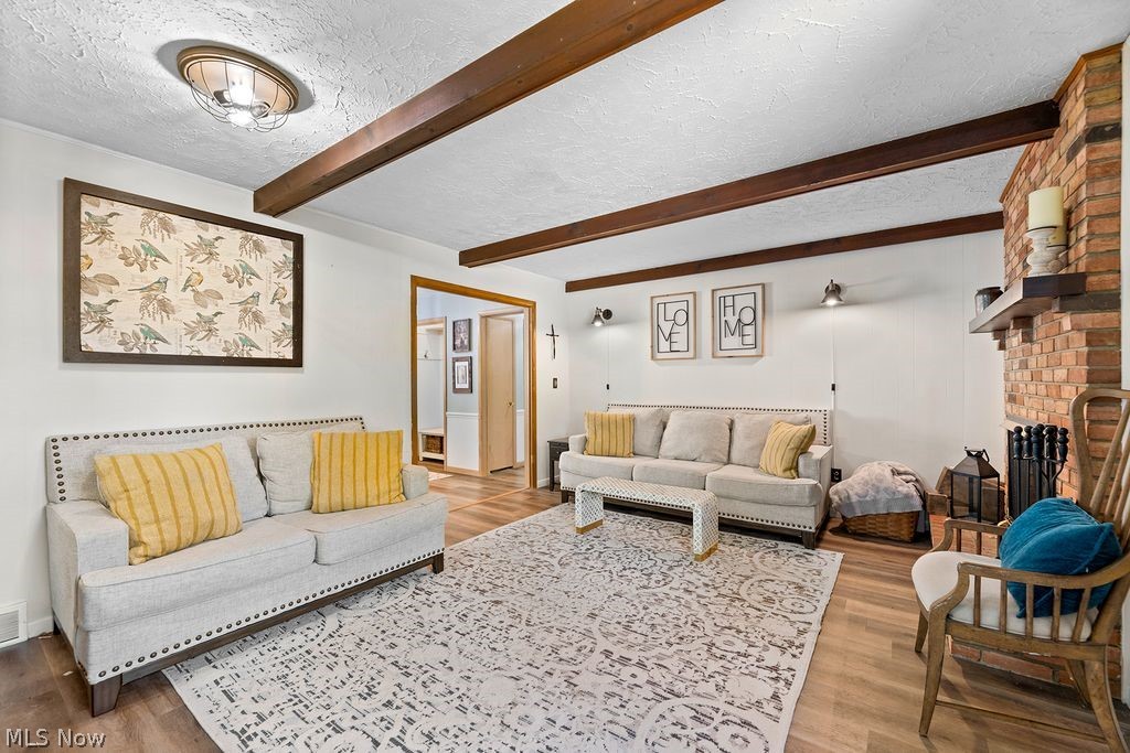 1133 Romayne Drive Akron OH 44313