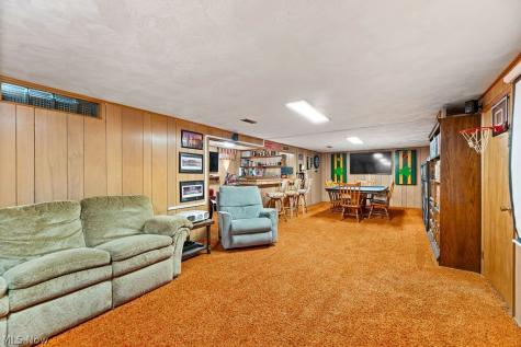 1133 Romayne Drive Akron OH 44313