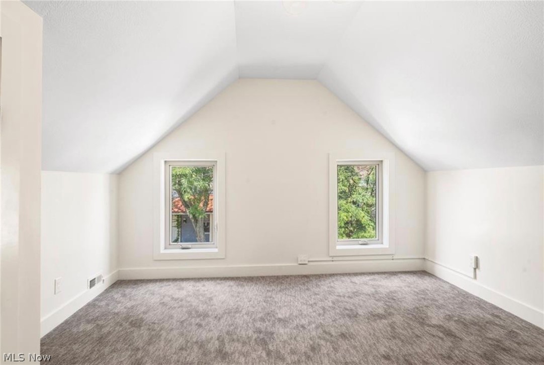 5215 Duke Avenue Cleveland OH 44102