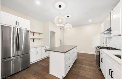 5215 Duke Avenue Cleveland OH 44102