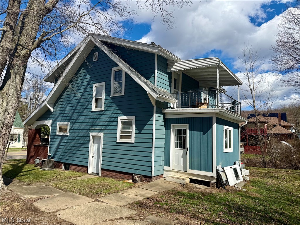 304 E Lisbon Street Waynesburg OH 44688