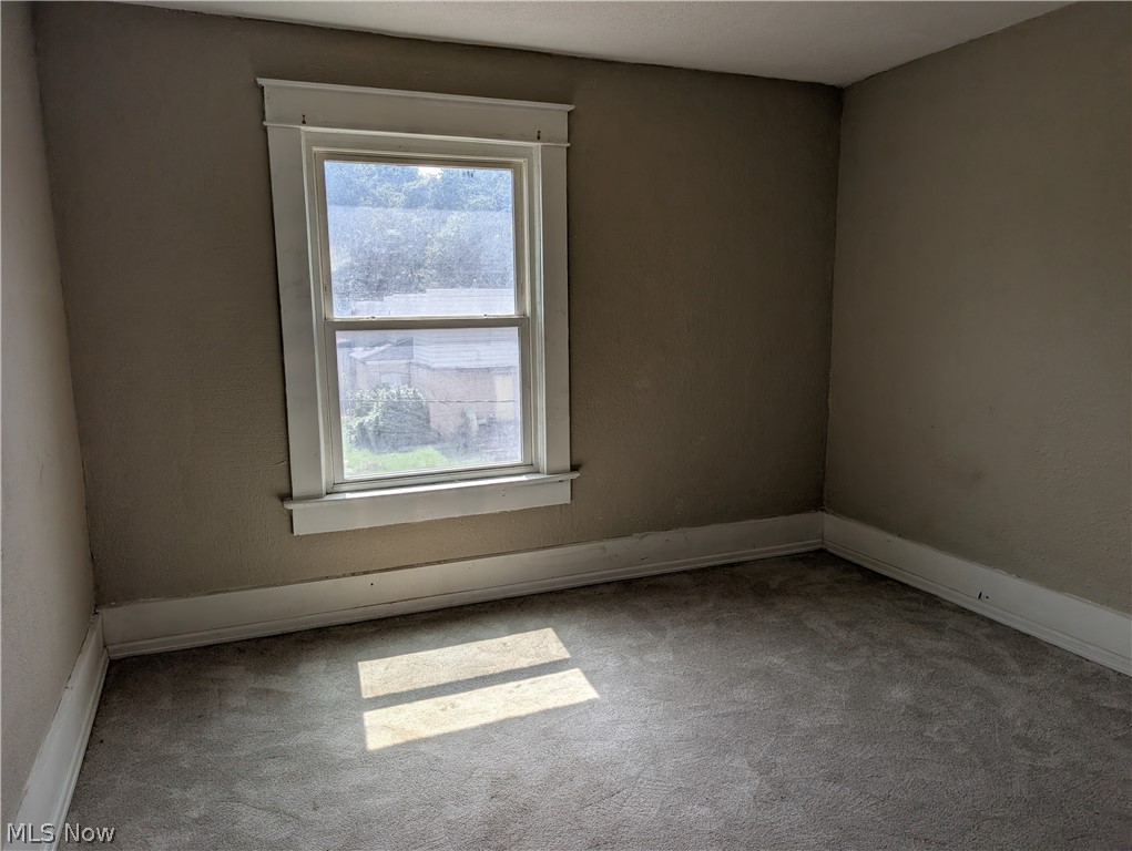 1223 Pennsylvania Avenue East Liverpool OH 43920