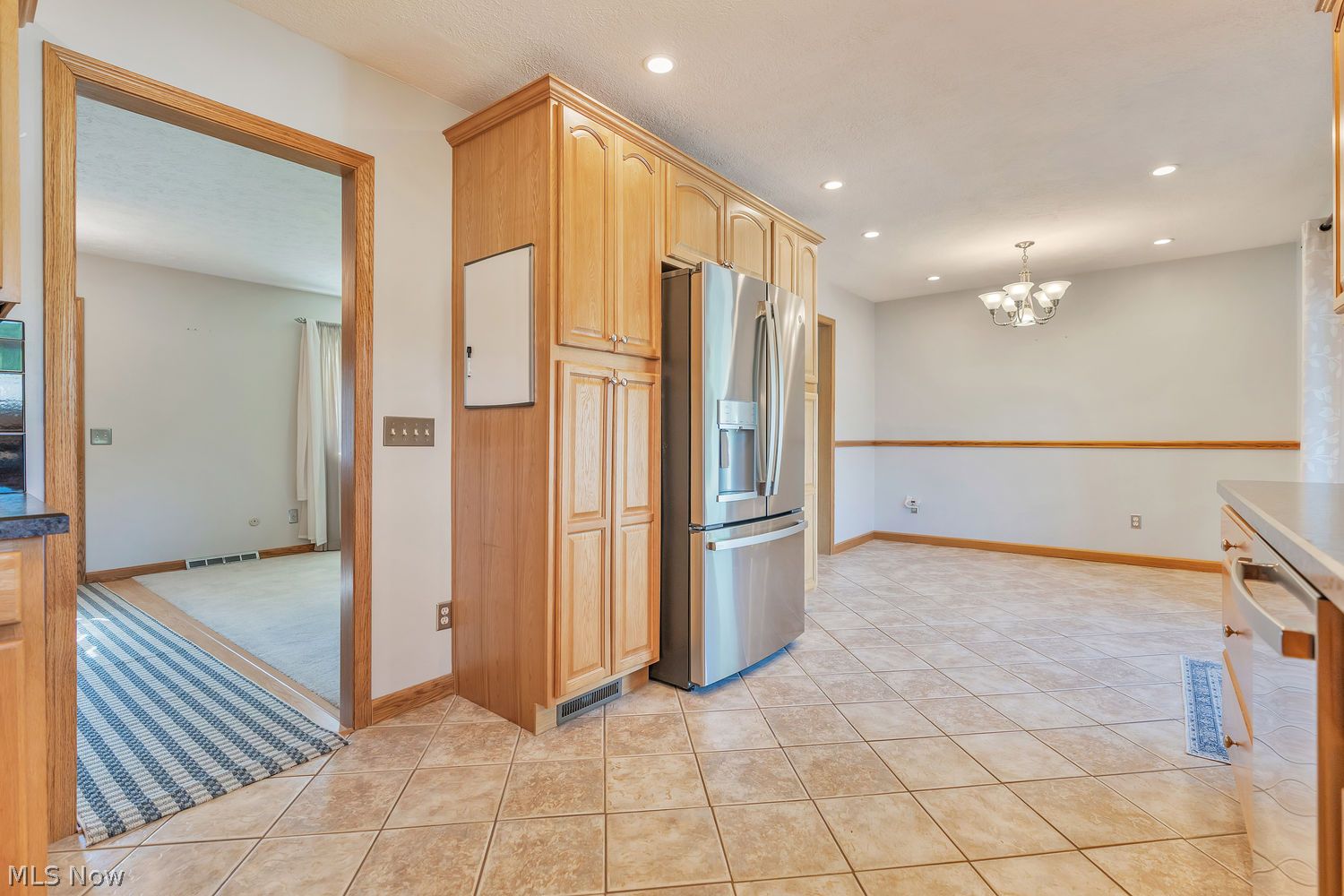 507 Meadowridge Avenue NW Canton OH 44708