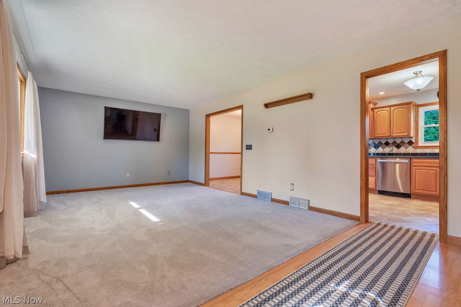 507 Meadowridge Avenue NW Canton OH 44708