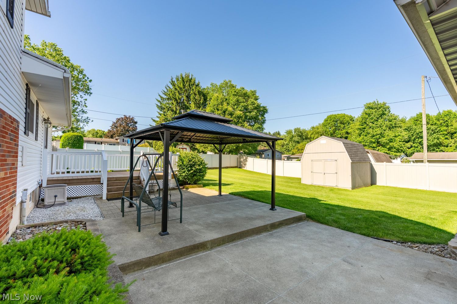 507 Meadowridge Avenue NW Canton OH 44708