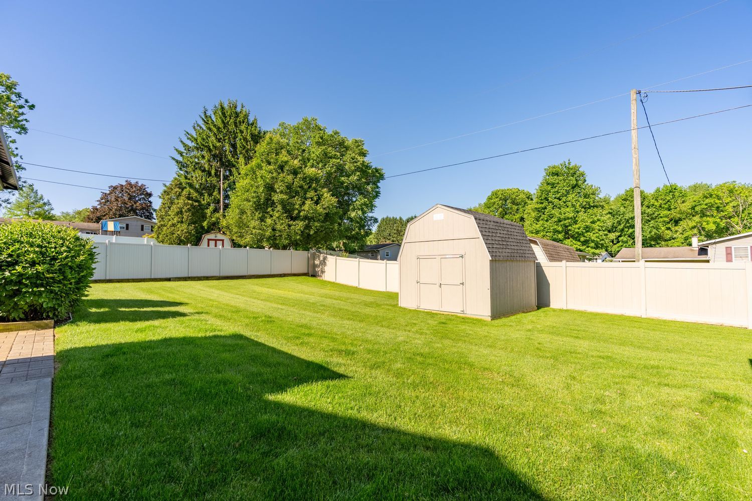507 Meadowridge Avenue NW Canton OH 44708