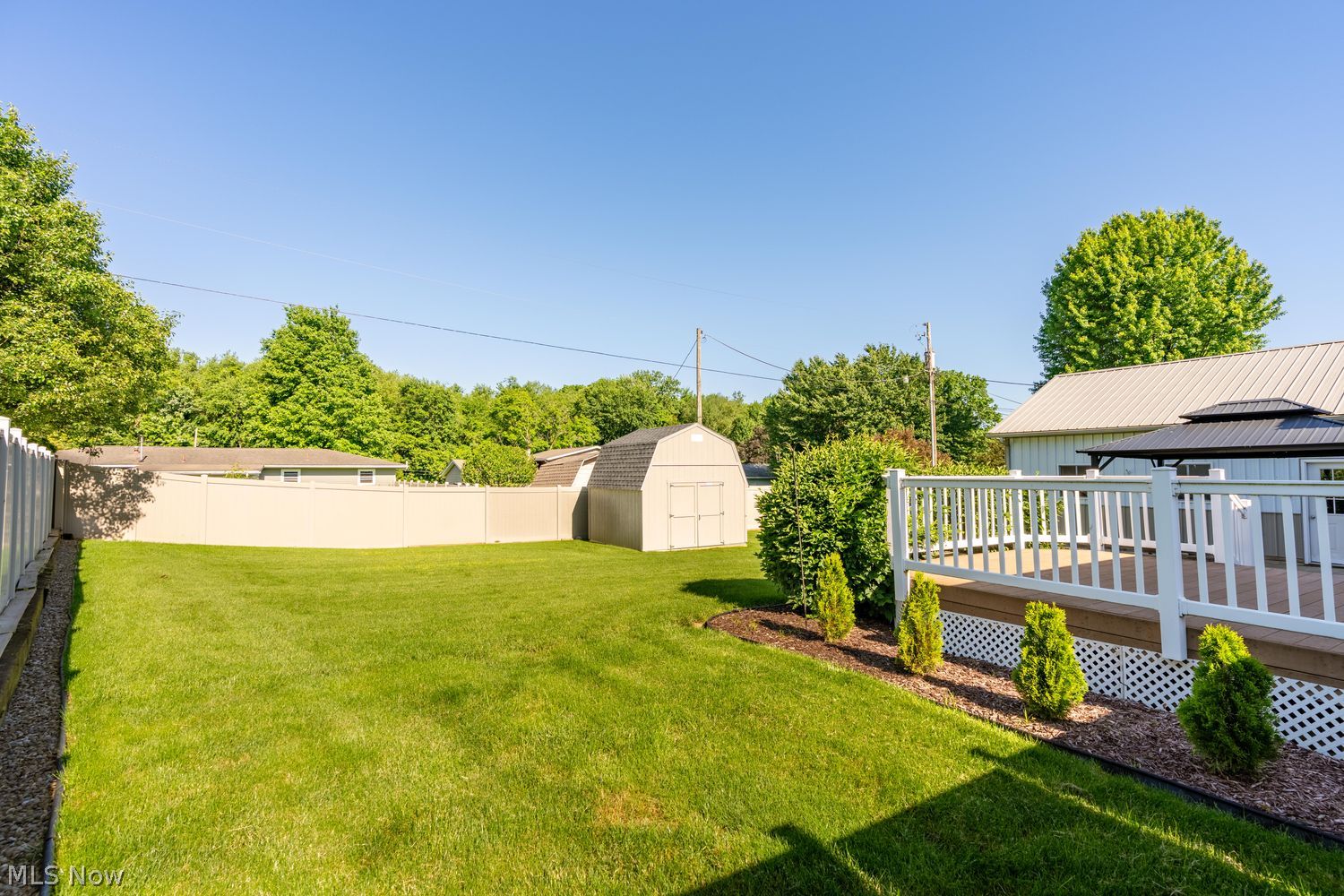 507 Meadowridge Avenue NW Canton OH 44708