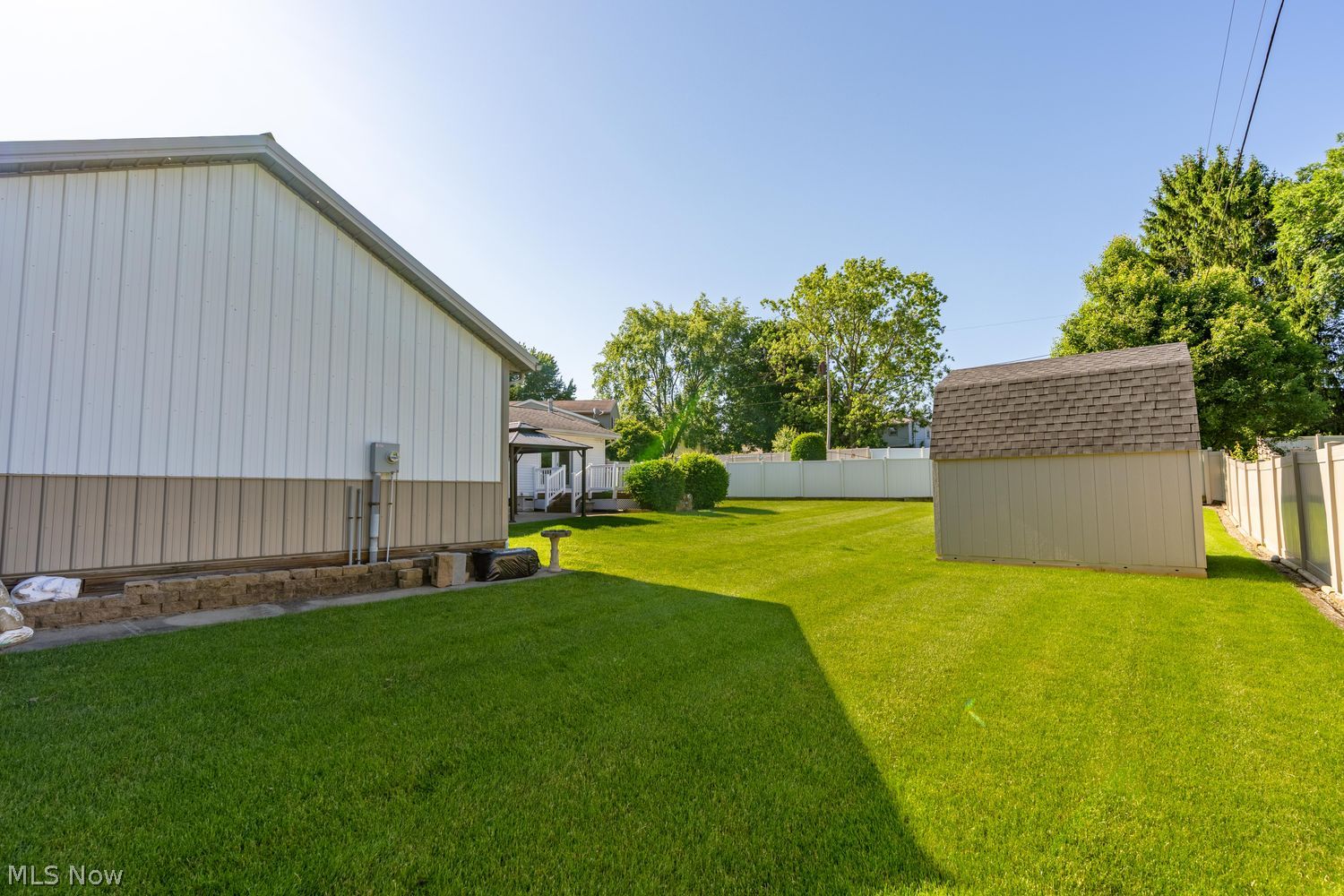 507 Meadowridge Avenue NW Canton OH 44708