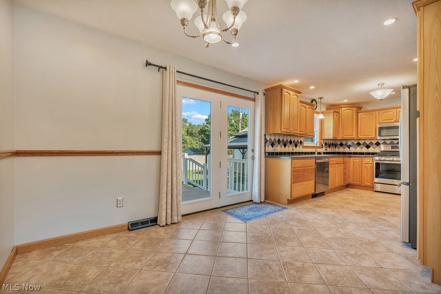 507 Meadowridge Avenue NW Canton OH 44708