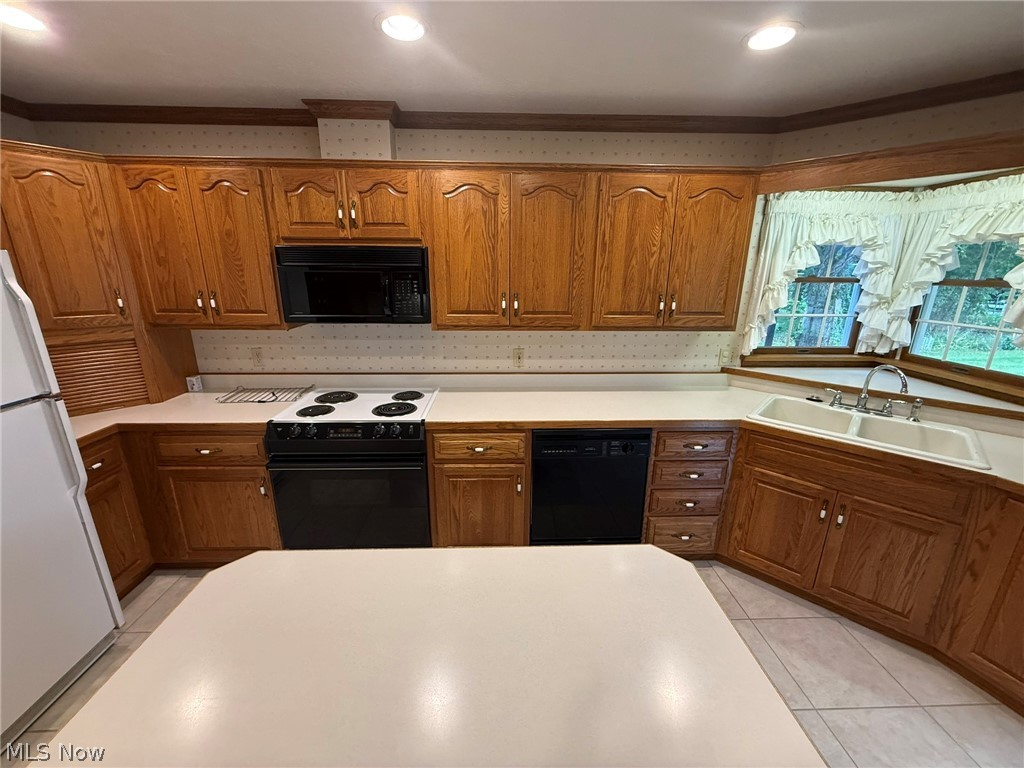 490 Ellen Avenue SW New Philadelphia OH 44663