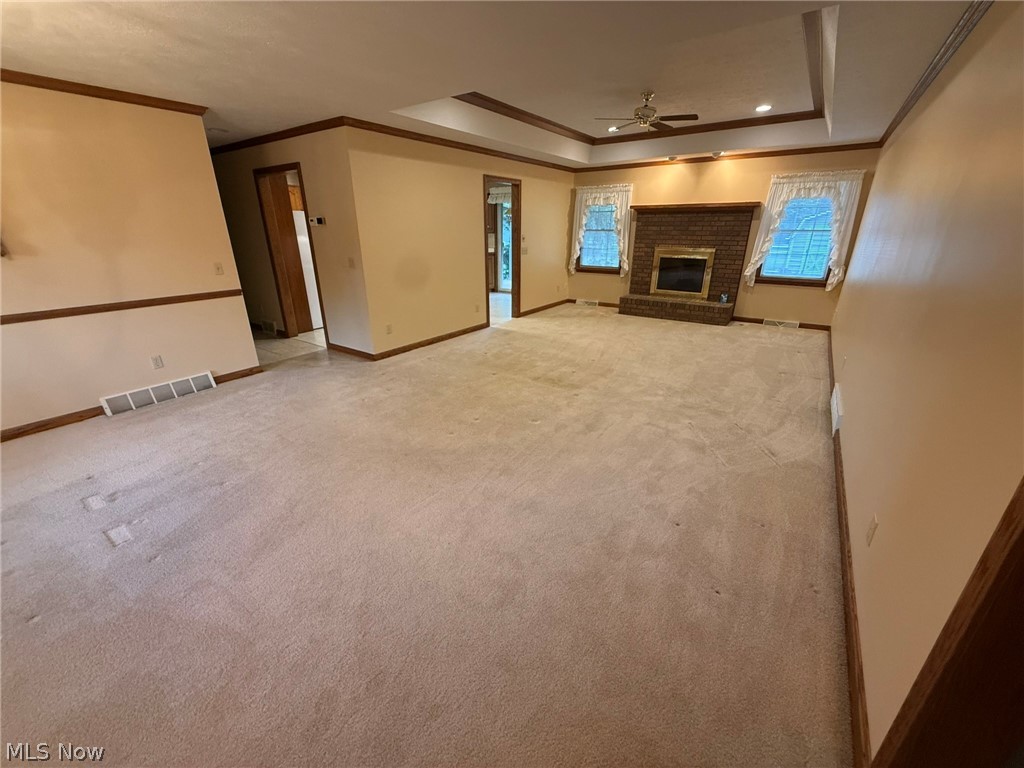 490 Ellen Avenue SW New Philadelphia OH 44663