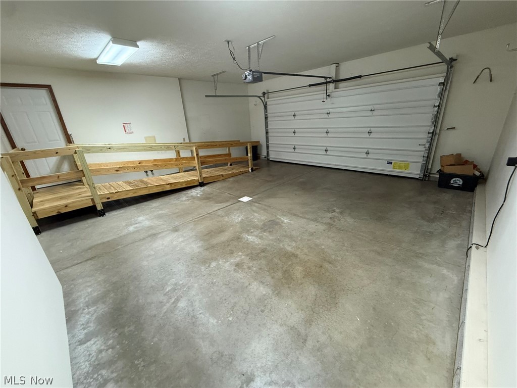 490 Ellen Avenue SW New Philadelphia OH 44663