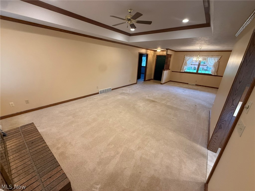 490 Ellen Avenue SW New Philadelphia OH 44663