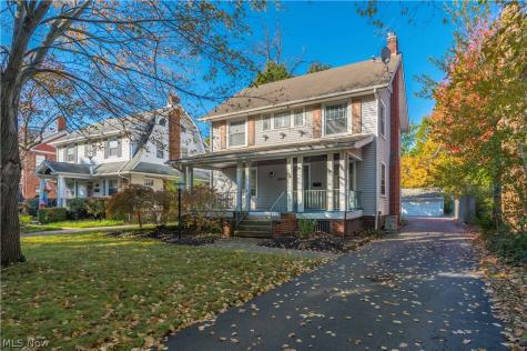 2032 Arthur Avenue Lakewood OH 44107