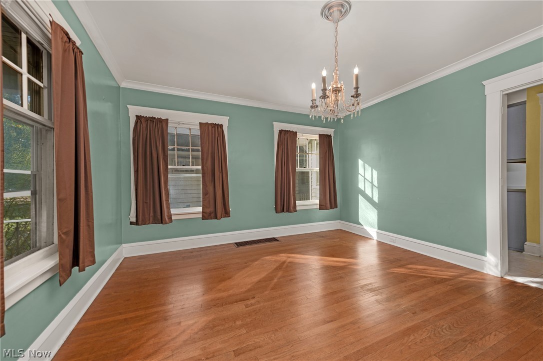 2032 Arthur Avenue Lakewood OH 44107