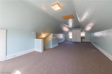 2032 Arthur Avenue Lakewood OH 44107