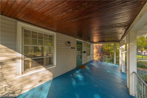 2032 Arthur Avenue Lakewood OH 44107