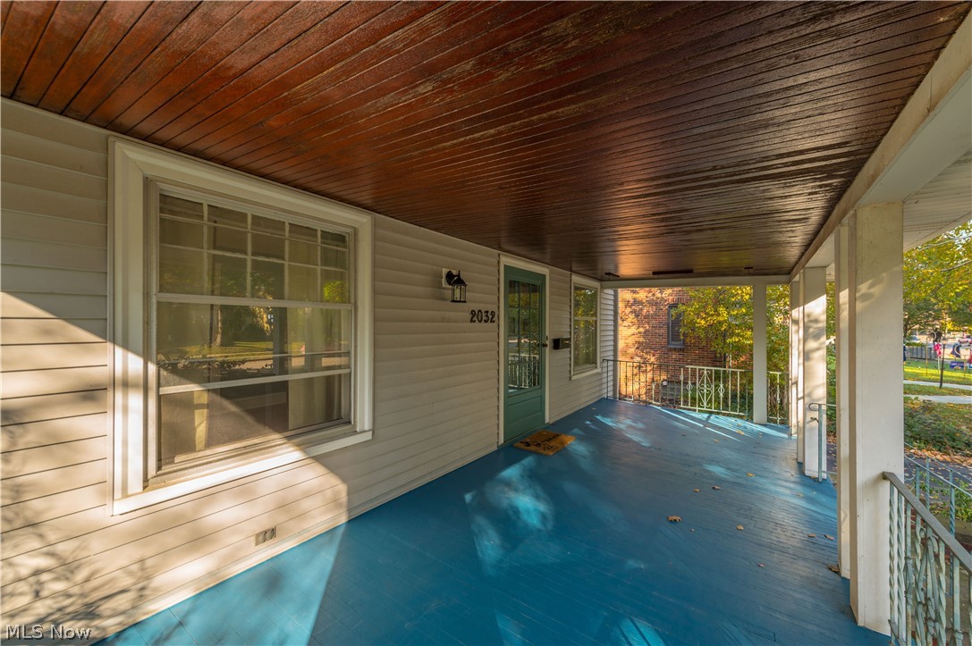 2032 Arthur Avenue Lakewood OH 44107