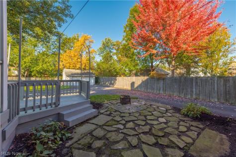 2032 Arthur Avenue Lakewood OH 44107
