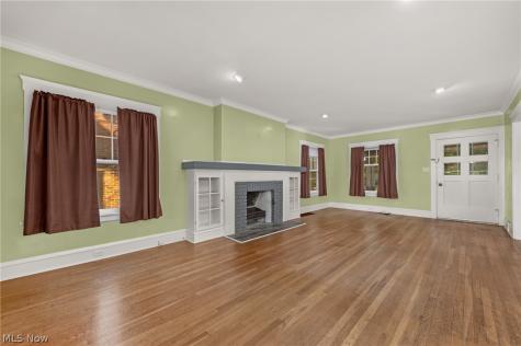 2032 Arthur Avenue Lakewood OH 44107