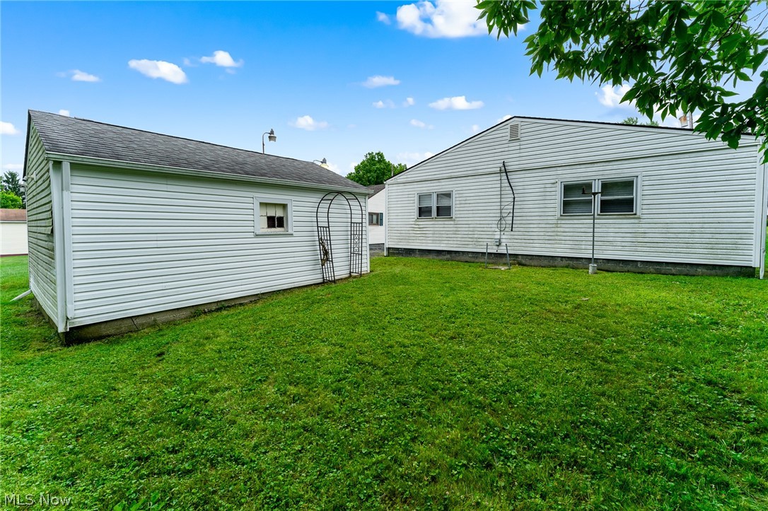 1960 Highlawn Avenue Youngstown OH 44509