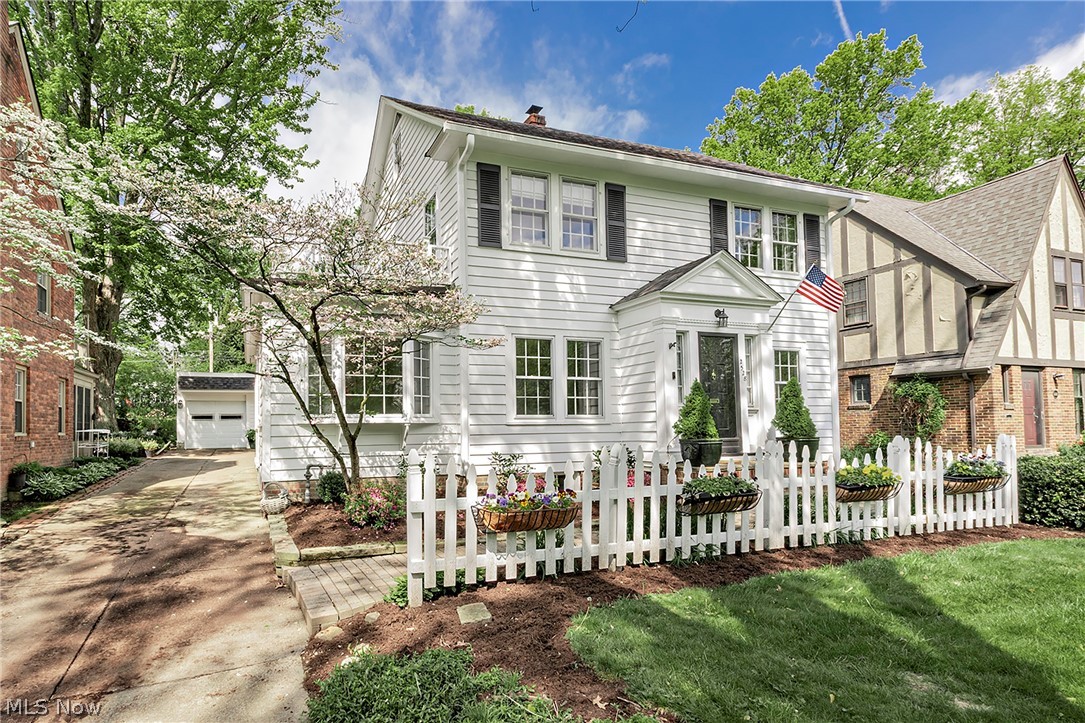 2528 Ashurst Road University Heights OH 44118