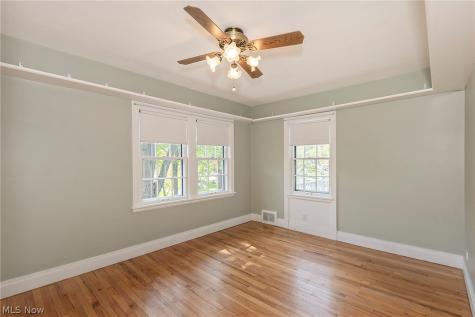2528 Ashurst Road University Heights OH 44118
