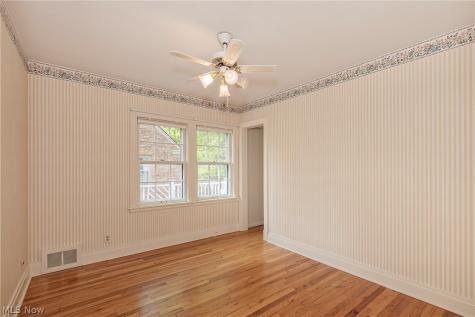 2528 Ashurst Road University Heights OH 44118