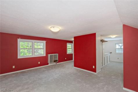2528 Ashurst Road University Heights OH 44118
