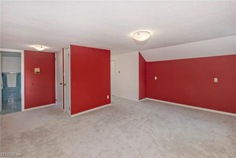 2528 Ashurst Road University Heights OH 44118