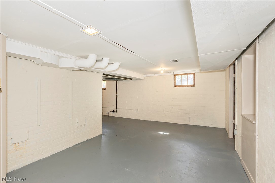 2528 Ashurst Road University Heights OH 44118
