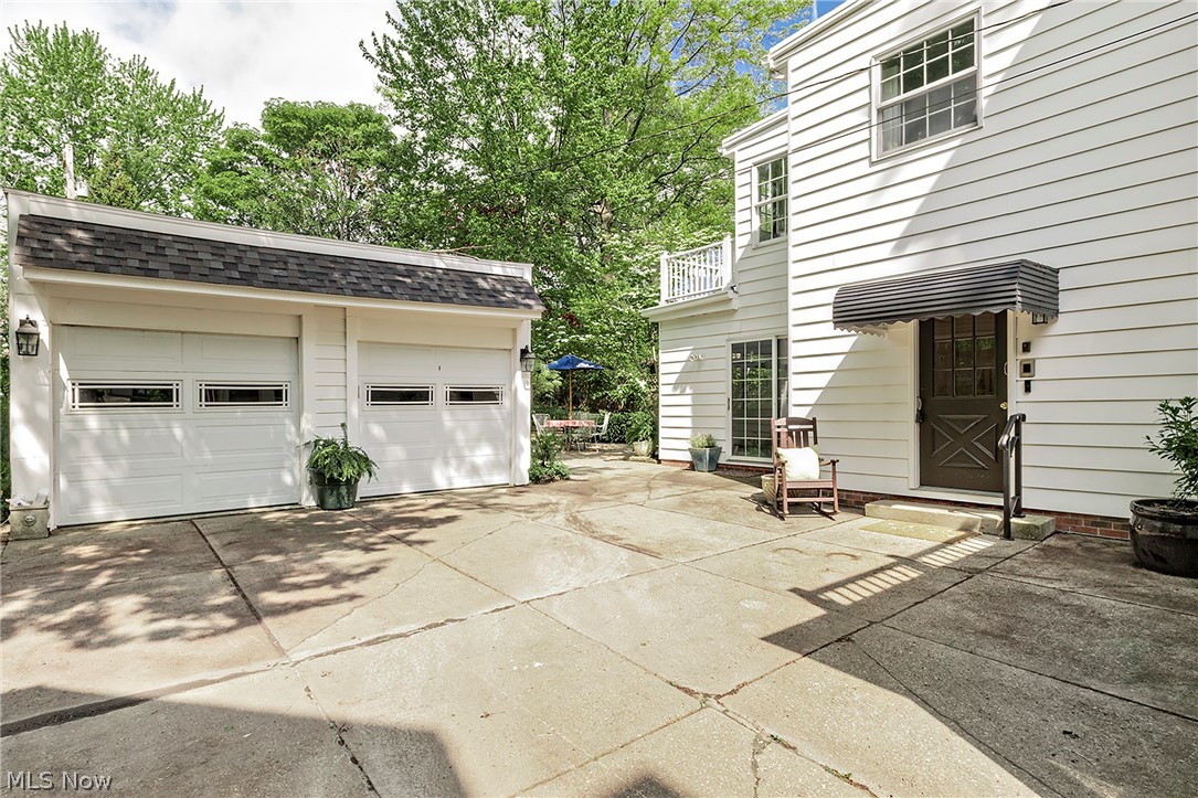 2528 Ashurst Road University Heights OH 44118