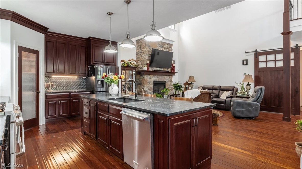 6283 William Avenue Cambridge OH 43725