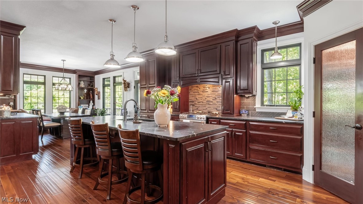 6283 William Avenue Cambridge OH 43725