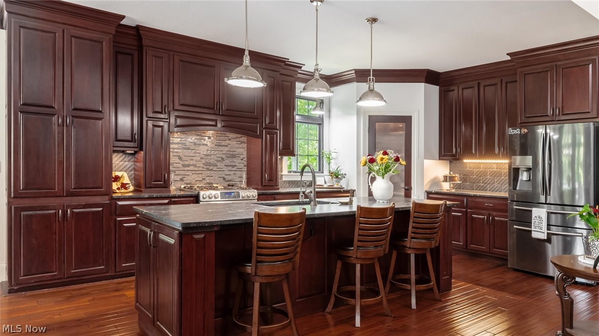 6283 William Avenue Cambridge OH 43725