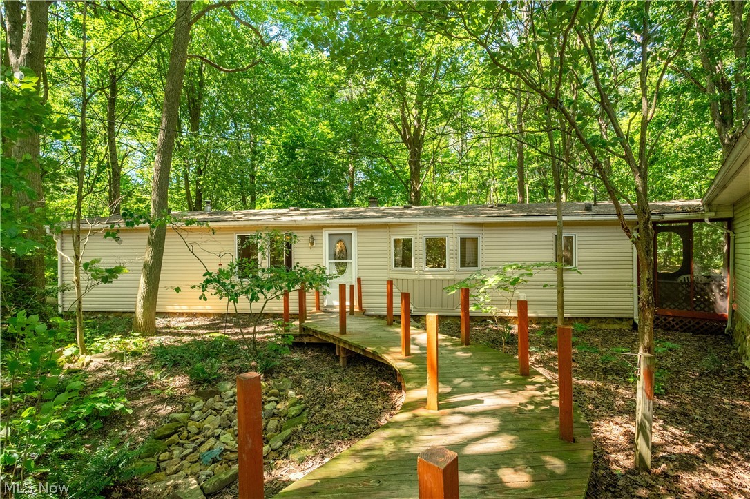 121 Skeleton Road NW Dellroy OH 44620