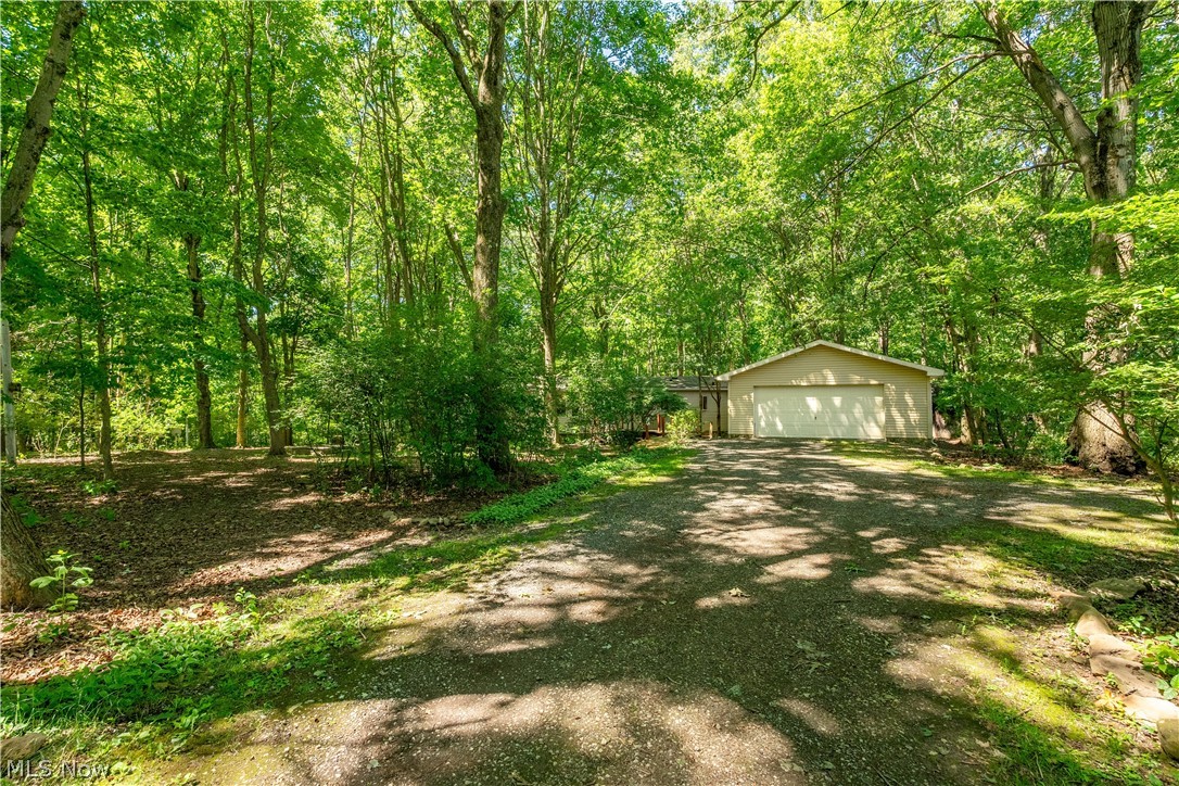121 Skeleton Road NW Dellroy OH 44620